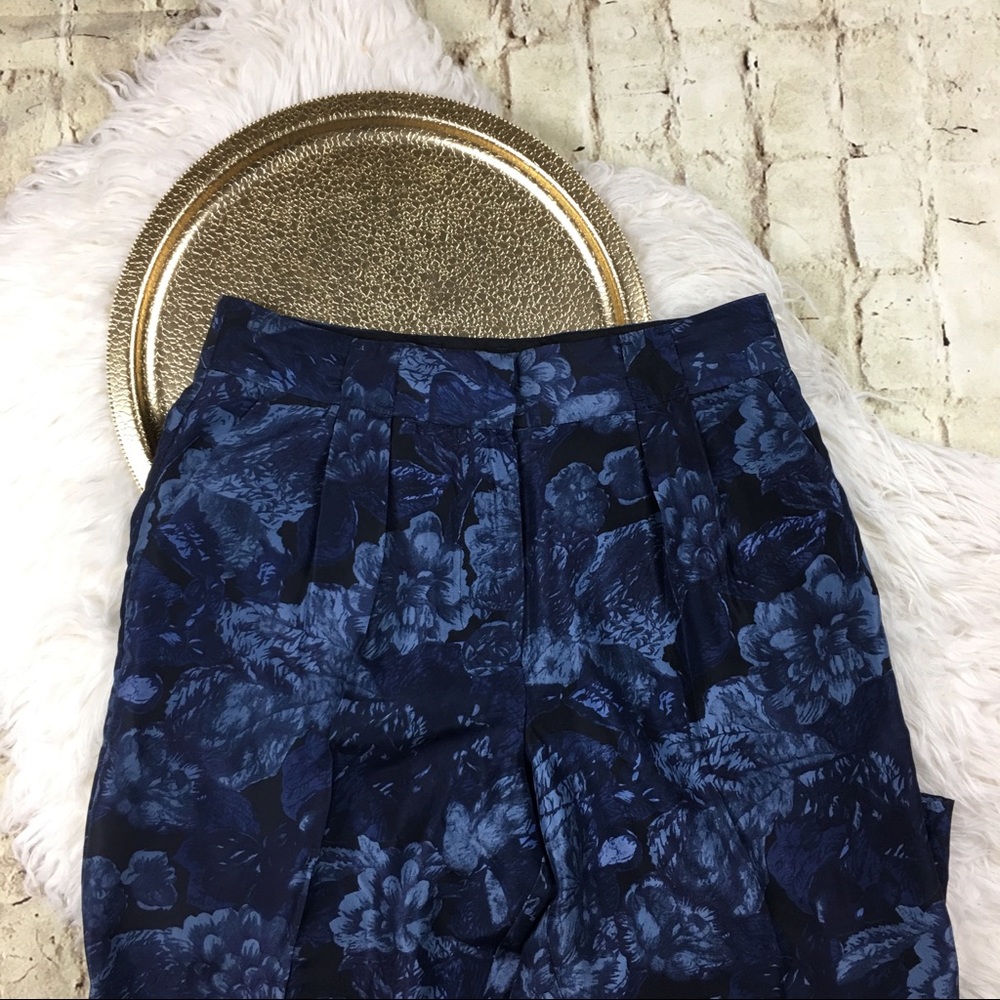 🆕 Elizabeth and James Haskell Floral Pants - Picture 4 of 7